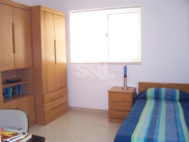 Maisonette in The Village To Rent