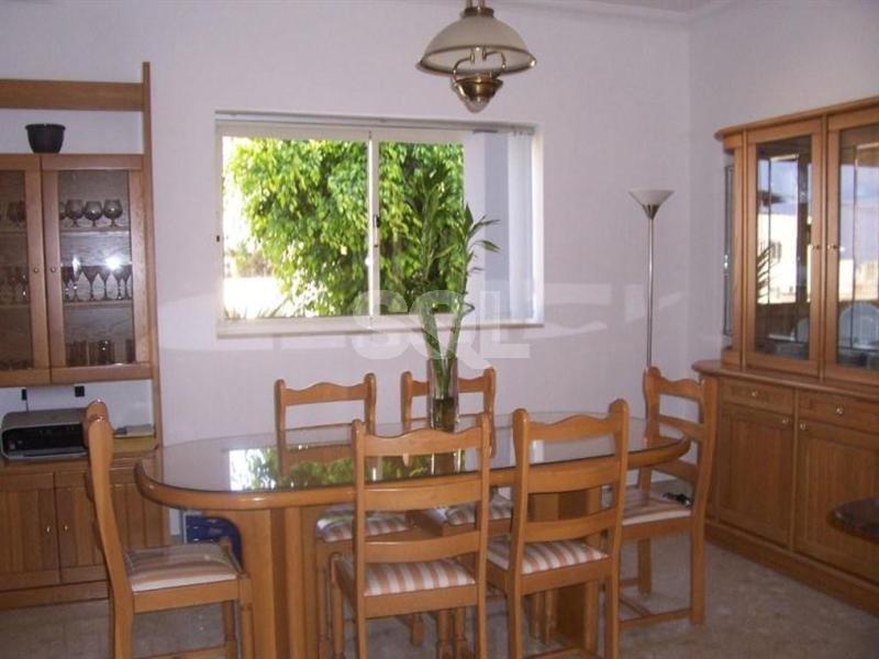 Maisonette in The Village To Rent