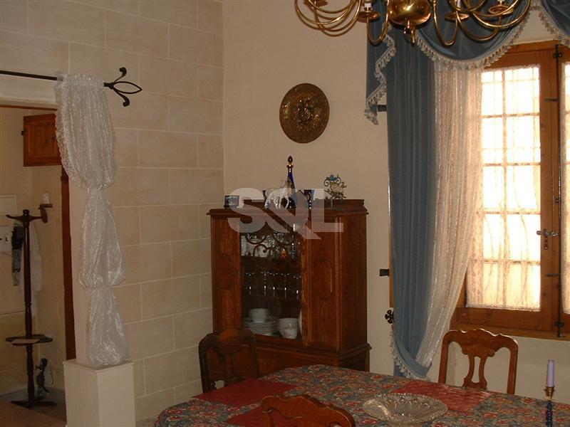 House of Character in Cospicua (Bormla) To Rent