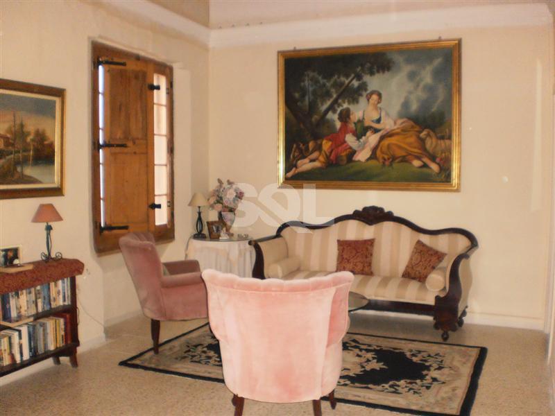House of Character in Cospicua (Bormla) To Rent