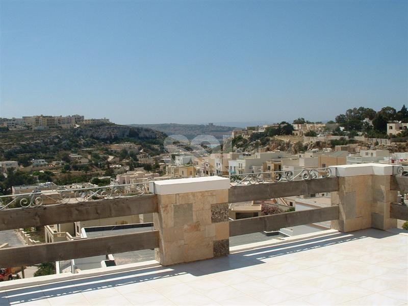 Maisonette in Mellieha To Rent