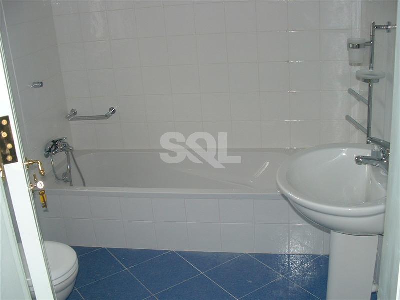 Villa in Lija To Rent