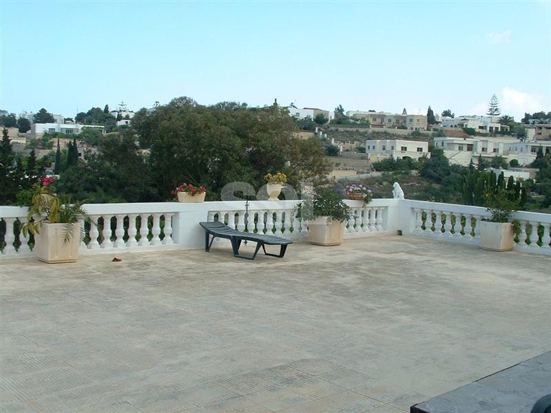 Villa in Mellieha To Rent