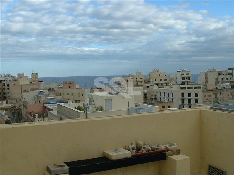 Penthouse in Sliema To Rent
