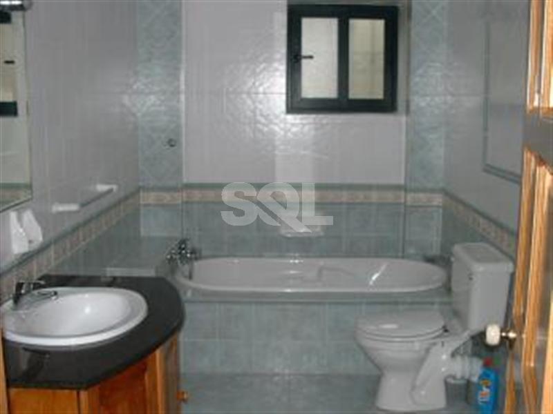 Farmhouse in Bidnija To Rent