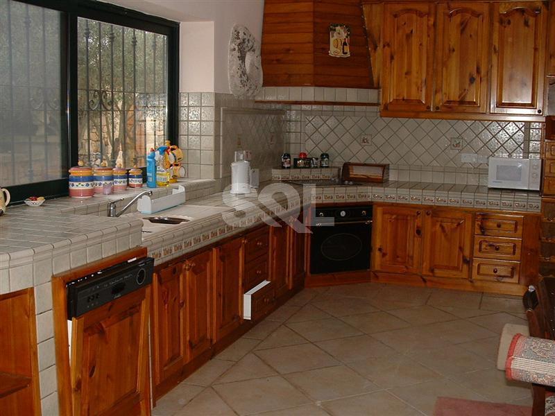 Farmhouse in Bidnija To Rent