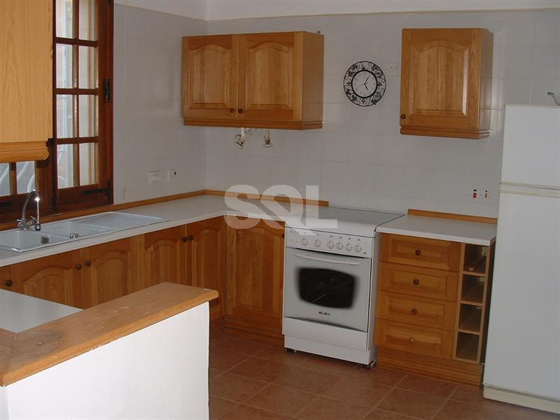 Villa in Madliena To Rent