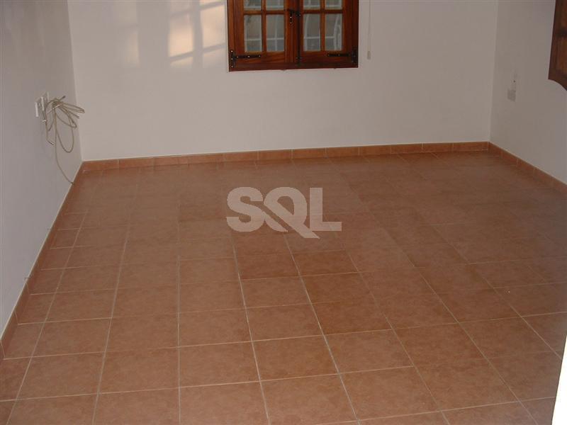 Villa in Madliena To Rent