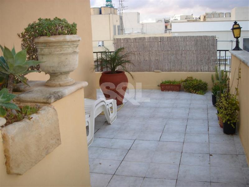Penthouse in Sliema To Rent