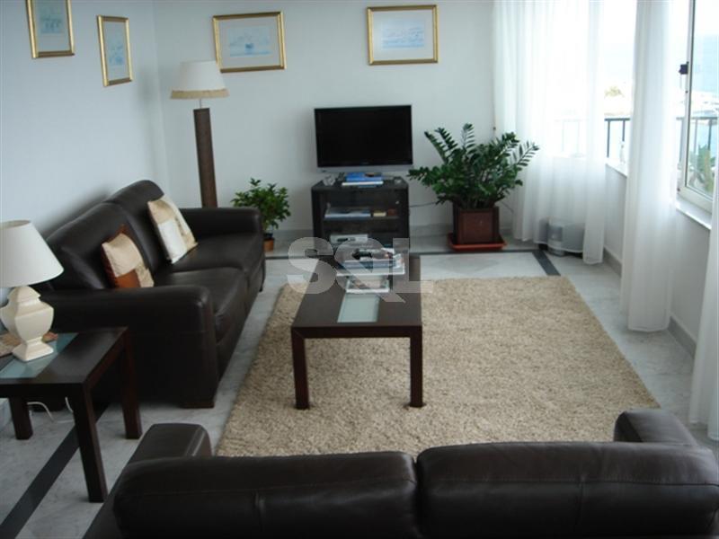 Penthouse in Sliema To Rent
