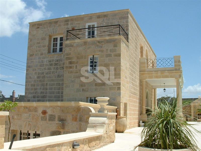 Farmhouse in Wardija To Rent