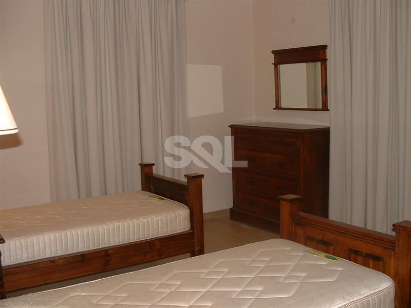 Villa in Attard To Rent