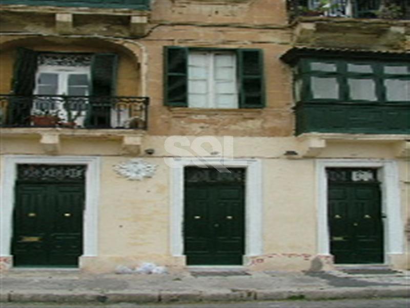 Retail/Catering in Valletta To Rent