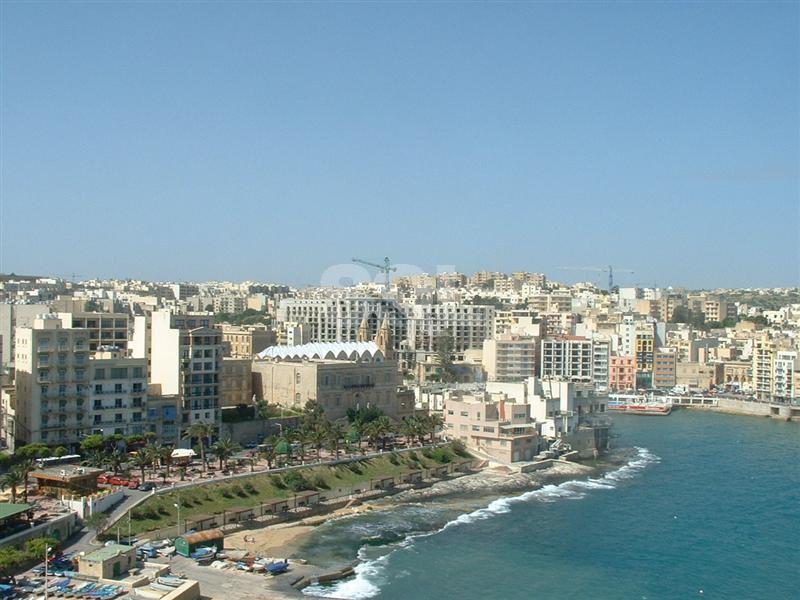 Penthouse in Sliema To Rent
