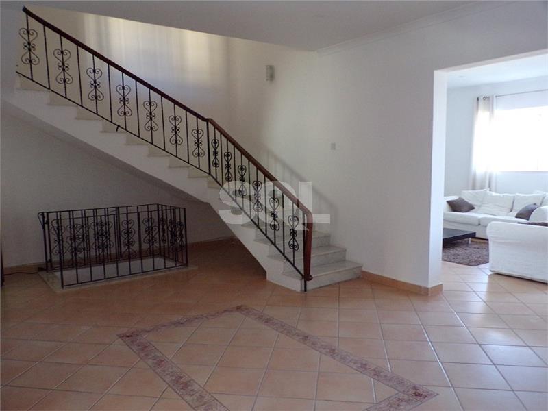 Villa in Madliena To Rent