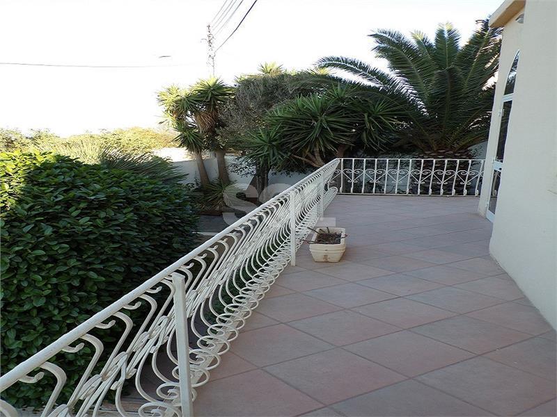Villa in Madliena To Rent