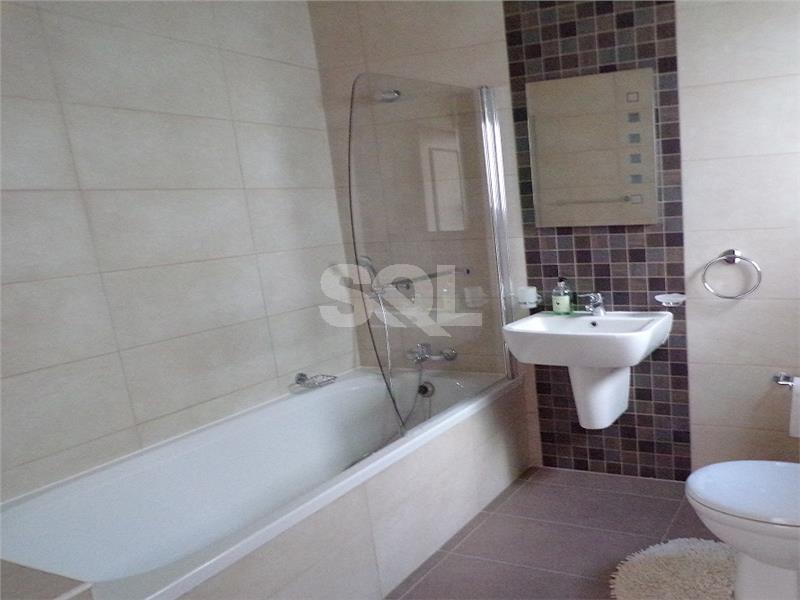 Villa in Madliena To Rent