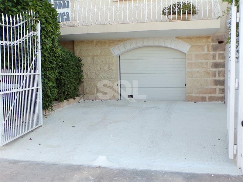 Villa in Madliena To Rent