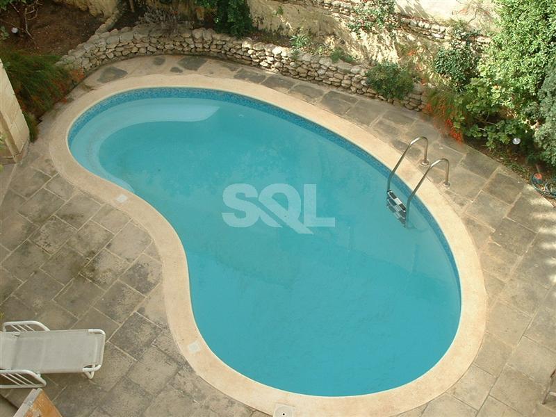 Farmhouse in Burmarrad To Rent