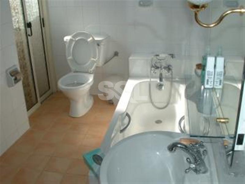 Maisonette in Wardija To Rent