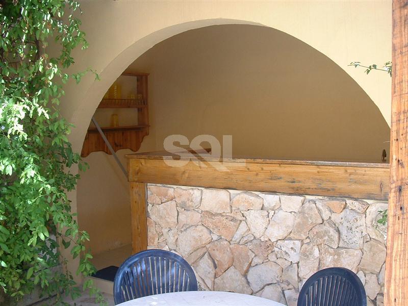 House of Character in San Pawl Tat-Targa To Rent
