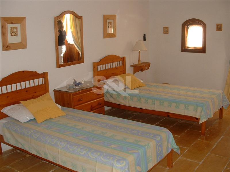 House of Character in San Pawl Tat-Targa To Rent