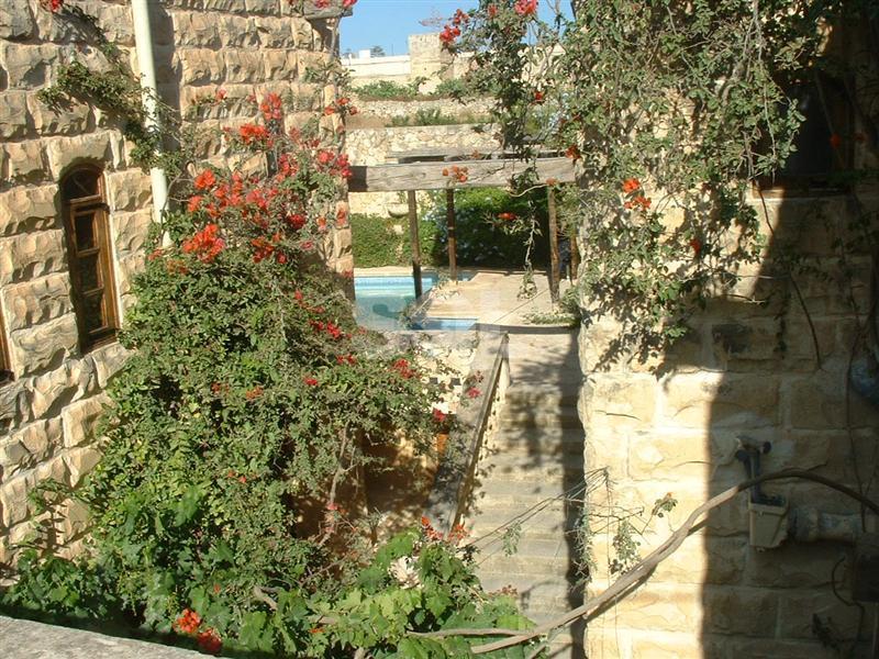 House of Character in San Pawl Tat-Targa To Rent