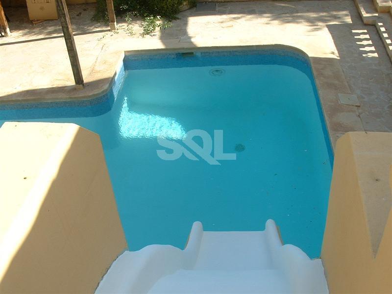 House of Character in San Pawl Tat-Targa To Rent