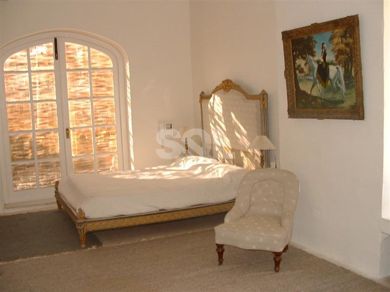 House of Character in Attard To Rent