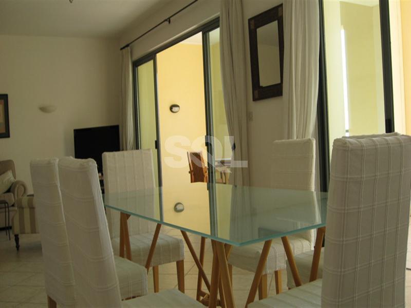 Apartment in Portomaso To Rent