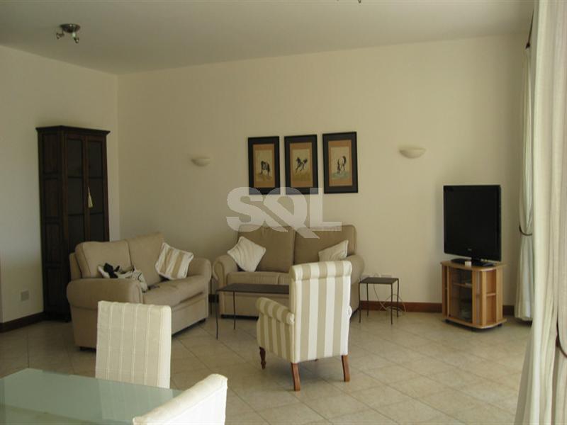 Apartment in Portomaso To Rent