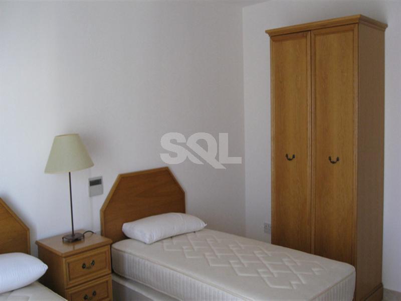 Apartment in Portomaso To Rent