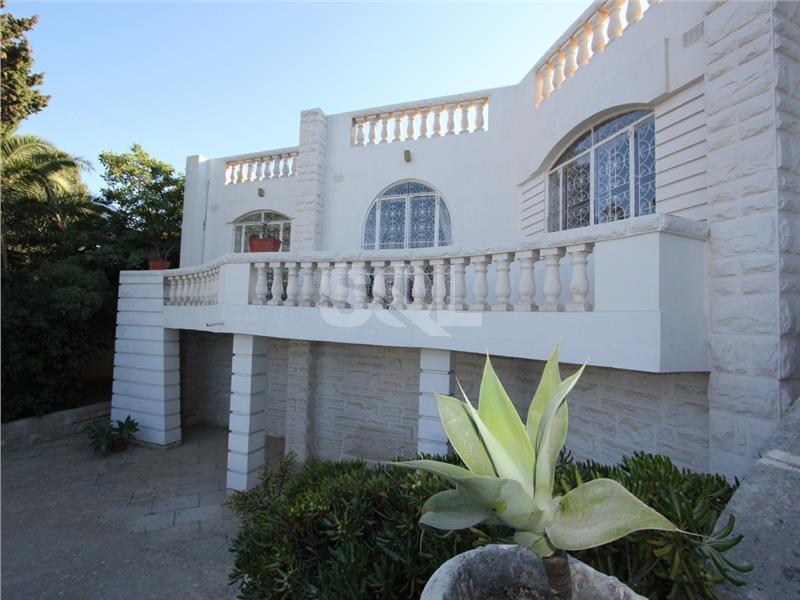 Bungalow in High Ridge To Rent