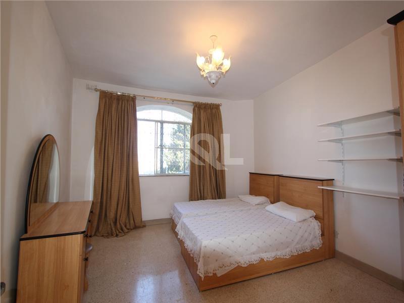 Bungalow in High Ridge To Rent