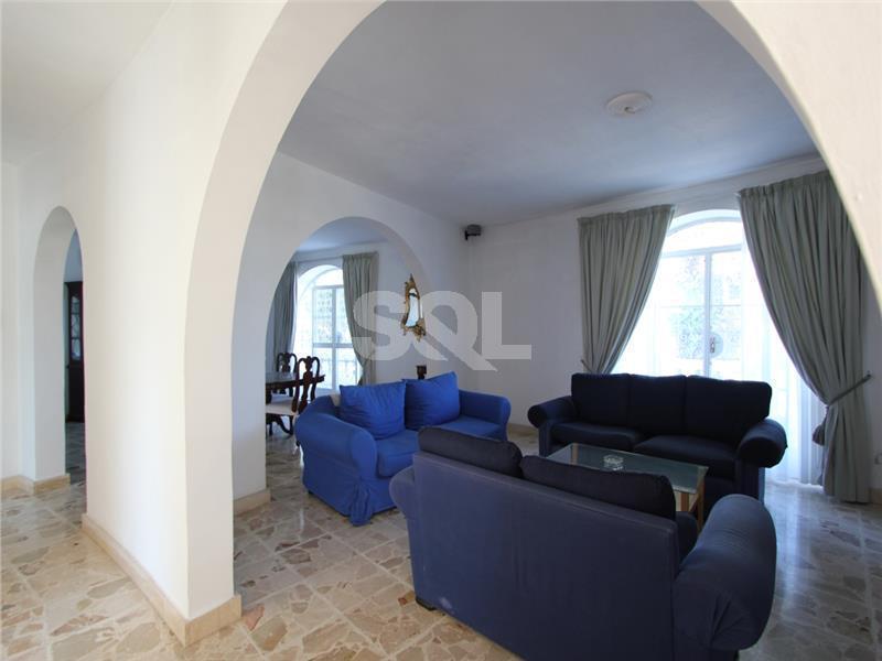 Bungalow in High Ridge To Rent