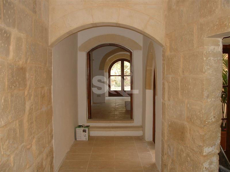 Farmhouse in Mosta To Rent