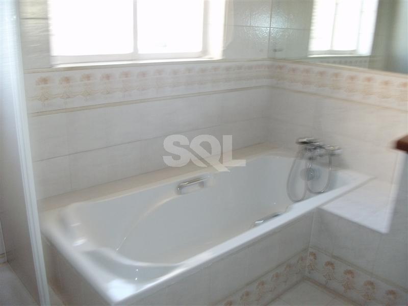 Villa in Kappara To Rent