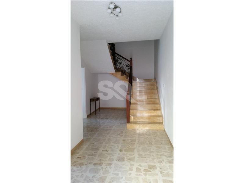 Semi-Detached Villa in San Gwann To Rent