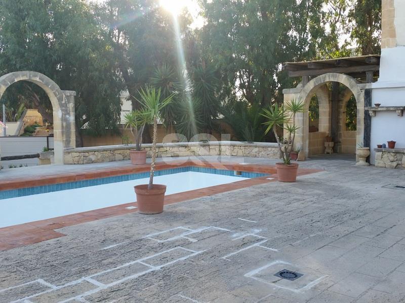 Semi-Detached Villa in San Gwann To Rent