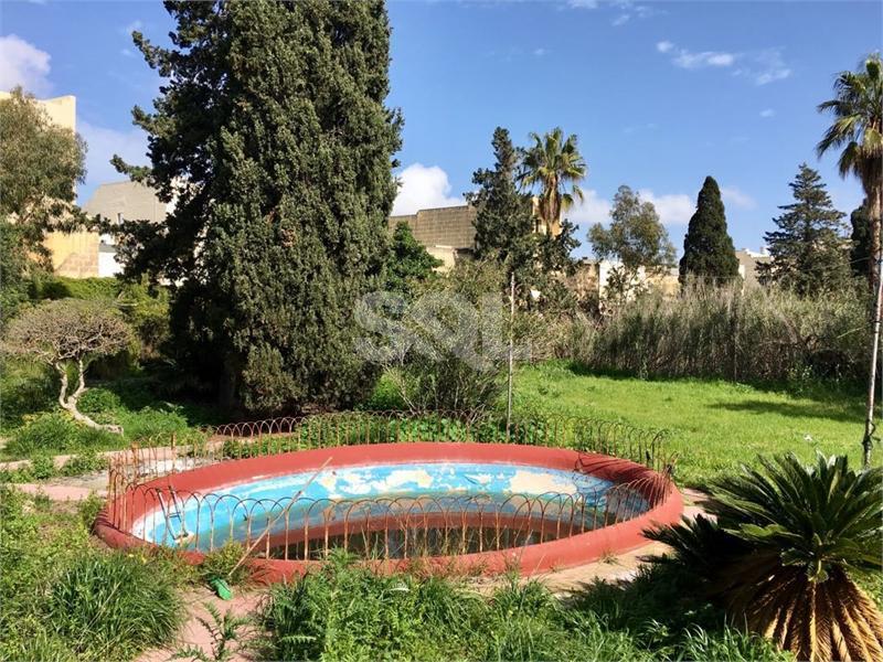 Palazzo in Ghaxaq For Sale