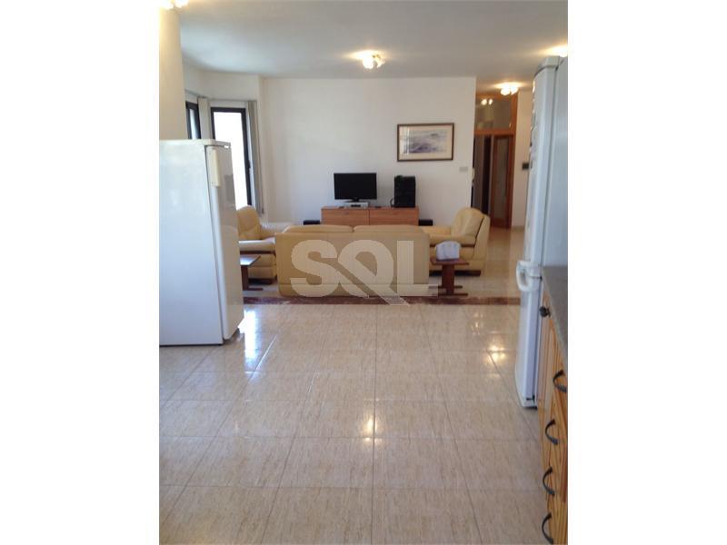 Apartment in Gzira To Rent