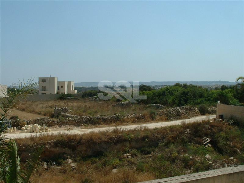 Villa in Madliena To Rent