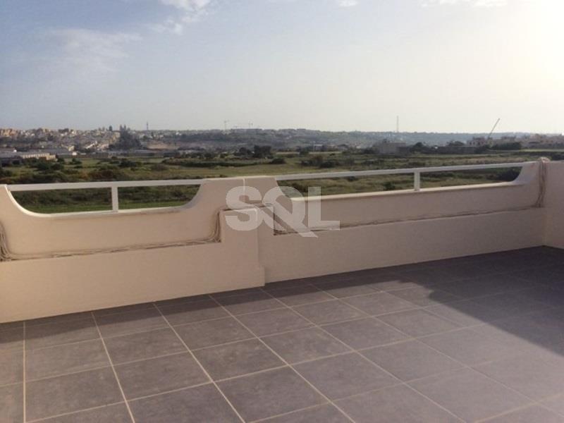 Terraced House in Attard To Rent