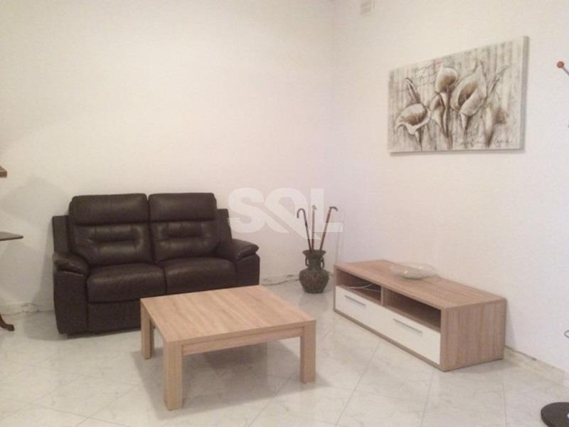 Terraced House in Attard To Rent