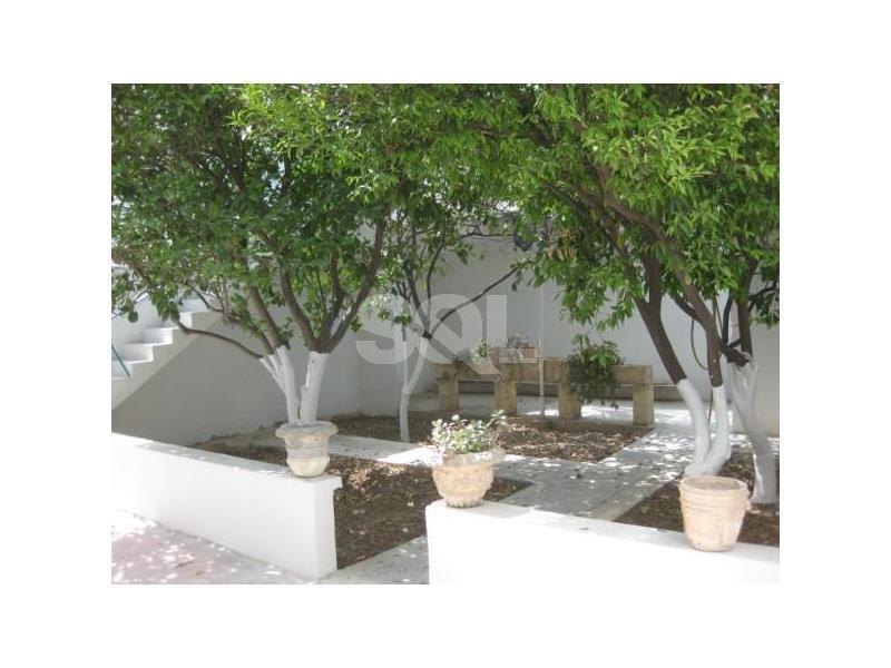 Townhouse in Lija To Rent