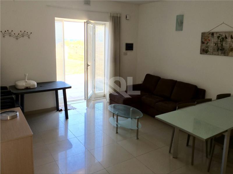 Semi-Detached Villa in Qawra To Rent