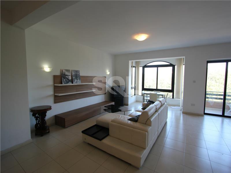 Apartment in Pieta To Rent