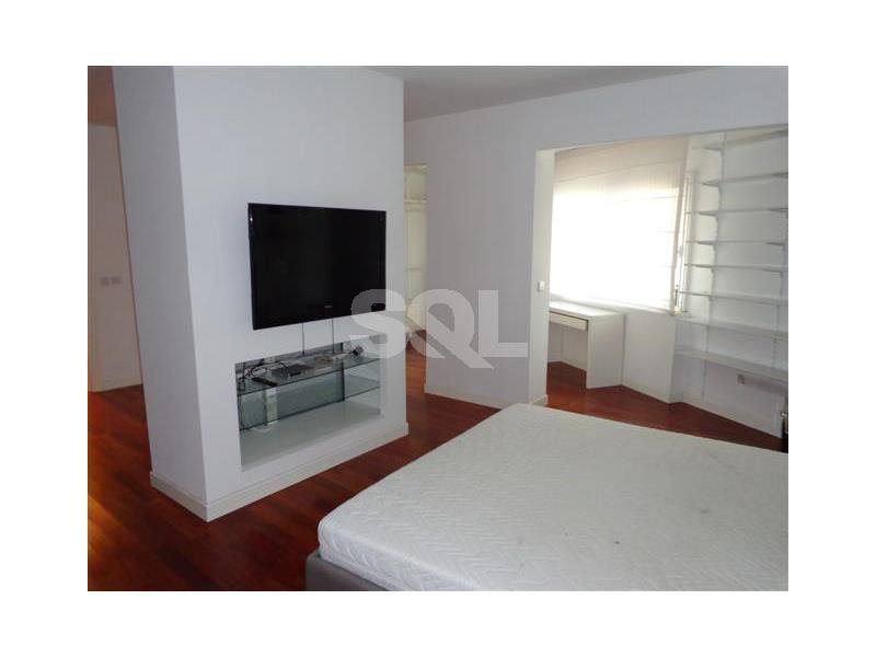 Penthouse in Ta' Xbiex To Rent