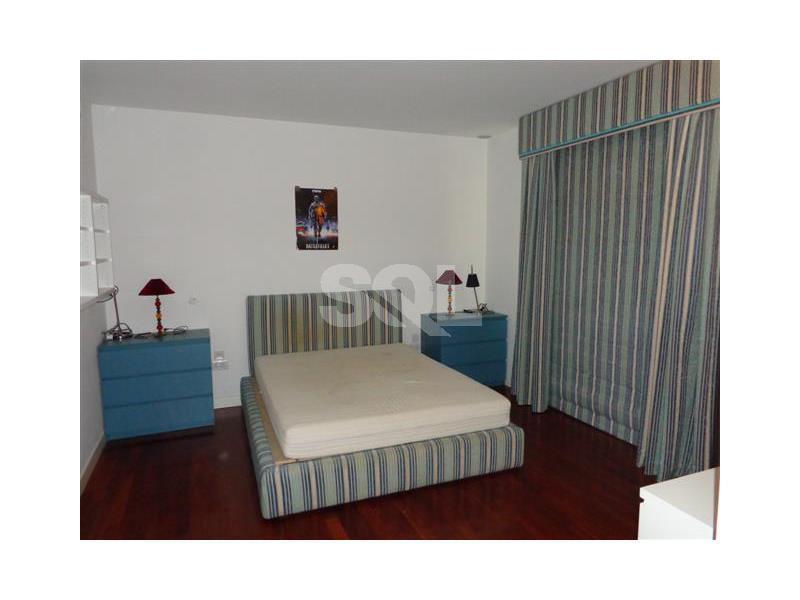 Penthouse in Ta' Xbiex To Rent