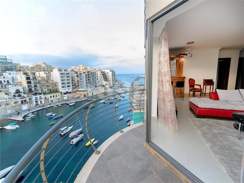 Penthouse in St. Julians To Rent